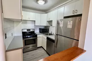 33 Pond Ave, Brookline, MA 02445 - Photo 1