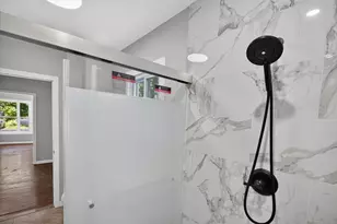 58 Greene St, Springfield, MA 01109 - Photo 21