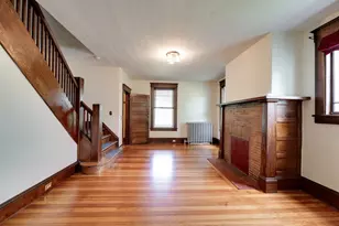 54 Montgomery Ave, Holyoke, MA 01040 - Photo 3