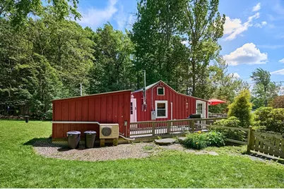 44 Aberdeen Rd, Goshen, MA 01032 - Photo 9