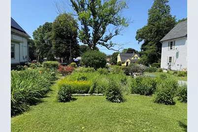 19 Greenville St, Spencer, MA 01562 - Photo 17