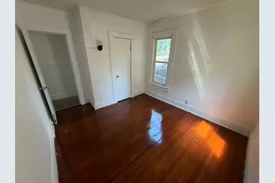 16 Alderman St #1, Springfield, MA 01108 - Photo 5