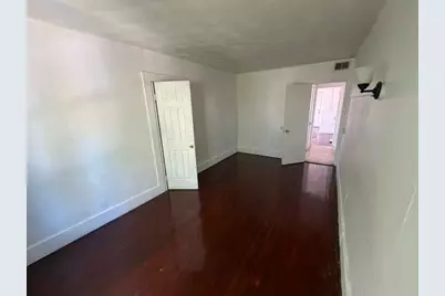 16 Alderman St #1, Springfield, MA 01108 - Photo 3