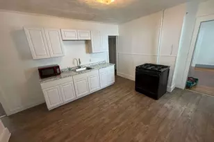 16 Alderman St, Springfield, MA 01108 - Photo 1