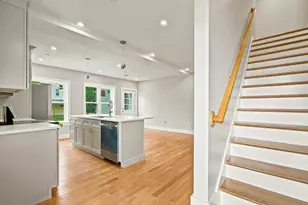 4 Mayhew St, Framingham, MA 01702 - Photo 7