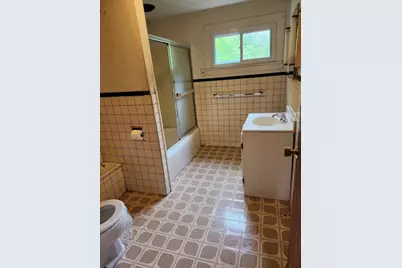 1 Gibbs Ct, Orange, MA 01364 - Photo 19