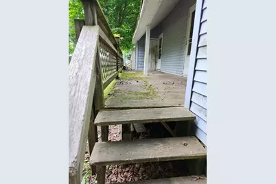 1 Gibbs Ct, Orange, MA 01364 - Photo 7