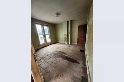 1 Gibbs Ct, Orange, MA 01364 - Photo 23