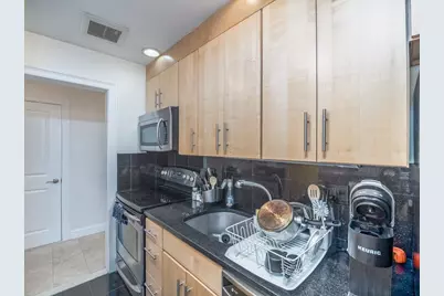 42 Beach St #6B, Boston, MA 02111 - Photo 5