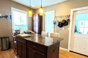 79 Francis St, Waltham, MA 02451 - Photo 5