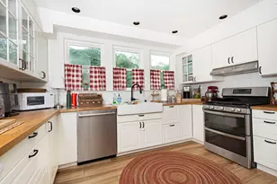26 Millbrook Rd, Wayland, MA 01778 - Photo 17