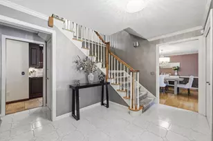 1051 Converse St, Longmeadow, MA 01106 - Photo 5