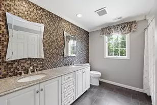 1051 Converse St, Longmeadow, MA 01106 - Photo 29
