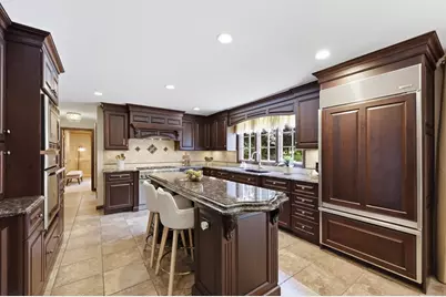 1051 Converse St, Longmeadow, MA 01106 - Photo 9