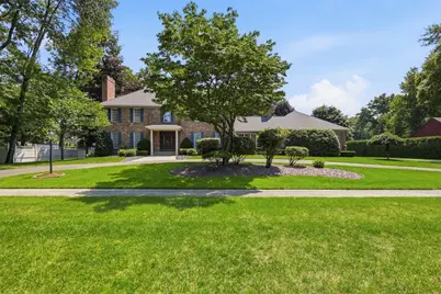 1051 Converse St, Longmeadow, MA 01106 - Photo 3