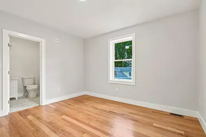 4 Mayhew St, Framingham, MA 01702 - Photo 17