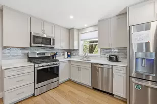 18 Tremont St, Billerica, MA 01821 - Photo 11