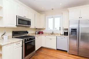 24 Pierce Ave, Boston, MA 02122 - Photo 7