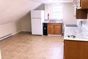 43 Hamilton St, Leominster, MA 01453 - Photo 7