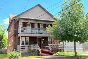 71 Hill St, West Springfield, MA 01108 - Photo 1