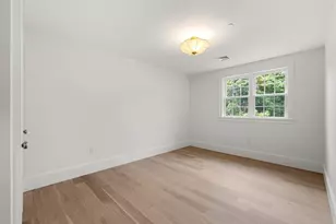 66 Pleasant St, Marblehead, MA 01945 - Photo 21