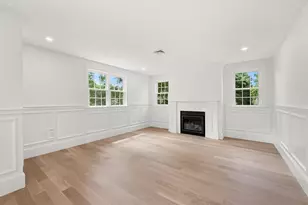66 Pleasant St, Marblehead, MA 01945 - Photo 17