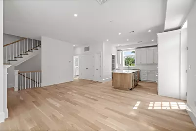 64 Pleasant Street #B, Marblehead, MA 01945 - Photo 5