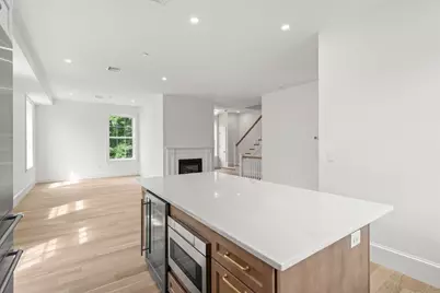 64 Pleasant Street #B, Marblehead, MA 01945 - Photo 11