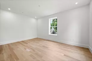 64 Pleasant St, Marblehead, MA 01945 - Photo 31
