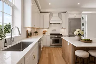 64 Pleasant St, Marblehead, MA 01945 - Photo 7