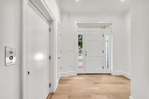 64 Pleasant St, Marblehead, MA 01945 - Photo 29