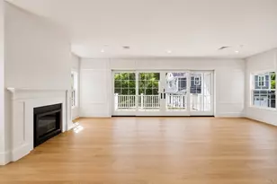 64 Pleasant St, Marblehead, MA 01945 - Photo 11