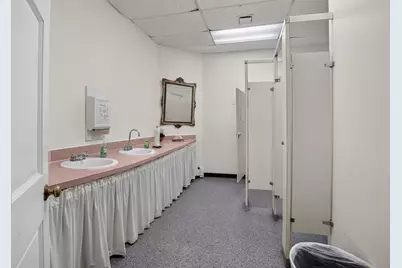 346 Broadway, Haverhill, MA 01832 - Photo 9