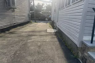 10 Payton St, Lowell, MA 01852 - Photo 5