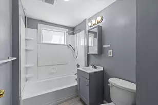 10 Essex St, Brockton, MA 02301 - Photo 15