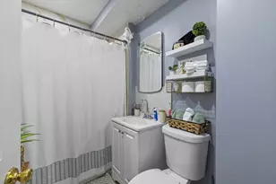 10 Essex St, Brockton, MA 02301 - Photo 7