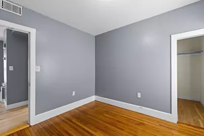 10 Essex St, Brockton, MA 02301 - Photo 17