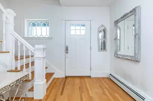 20 Grover St, Beverly, MA 01915 - Photo 9