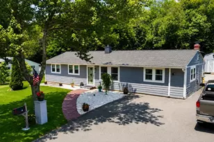 19 Porter Dr, Bellingham, MA 02019 - Photo 1