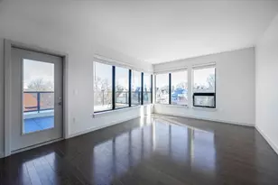 455 Harvard St, Brookline, MA 02446 - Photo 3