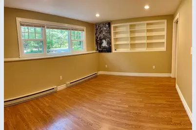 70 Beach St, Foxboro, MA 02035 - Photo 13