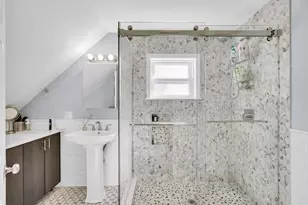 11 Lexington St, Watertown, MA 02472 - Photo 9