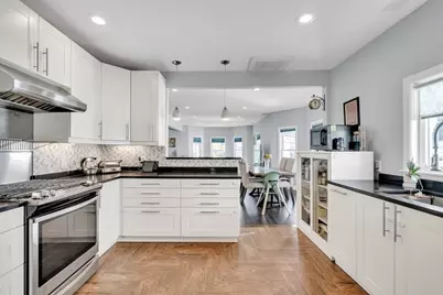 11 Lexington St #11, Watertown, MA 02472 - Photo 3