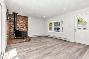 4 Capitol St, Methuen, MA 01844 - Photo 7