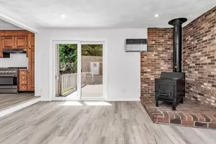 4 Capitol St, Methuen, MA 01844 - Photo 9