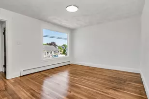4 Capitol St, Methuen, MA 01844 - Photo 13