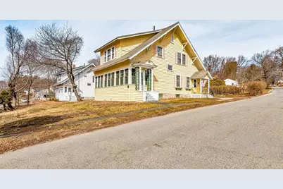 219 Pelham Street, Methuen, MA 01844 - Photo 3