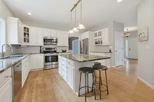 13 Paddock, Plainville, MA 02762 - Photo 3