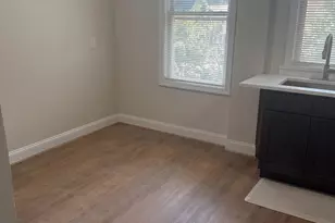 211 Delhi St, Boston, MA 02126 - Photo 15