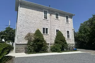 435-437 Stetson St, Fall River, MA 02720 - Photo 3
